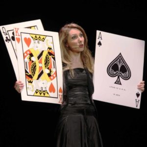 sur scène, en plein bonneteau